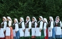 <p>w kolejce na swoją kolej</p>